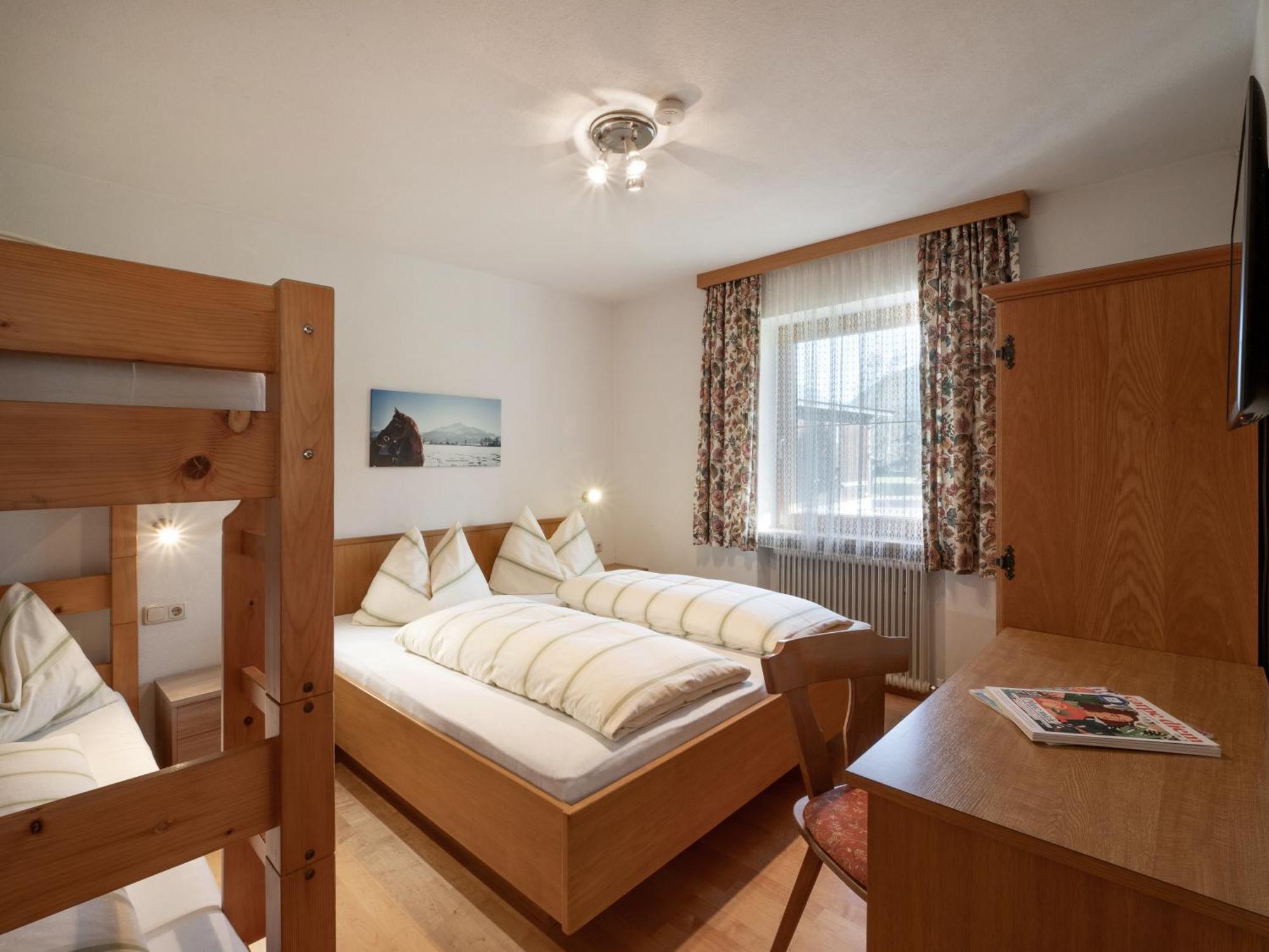 Apartment-Pension Schmiedererhof Sankt Johann in Tirol Luaran gambar